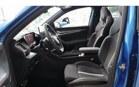 Skoda Kodiaq, 2025 год, 5 500 000 рублей, 10 фотография