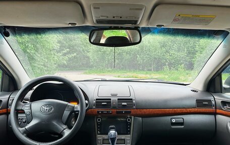 Toyota Avensis III рестайлинг, 2006 год, 450 000 рублей, 8 фотография