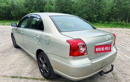 Toyota Avensis III рестайлинг, 2006 год, 450 000 рублей, 5 фотография