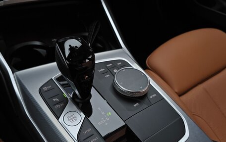 BMW 3 серия, 2022 год, 3 900 000 рублей, 9 фотография