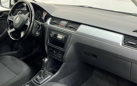 Skoda Rapid I, 2018 год, 894 000 рублей, 13 фотография