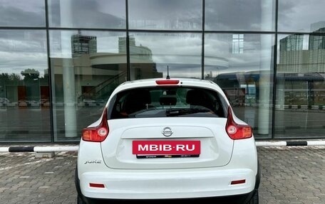 Nissan Juke II, 2012 год, 1 056 000 рублей, 6 фотография