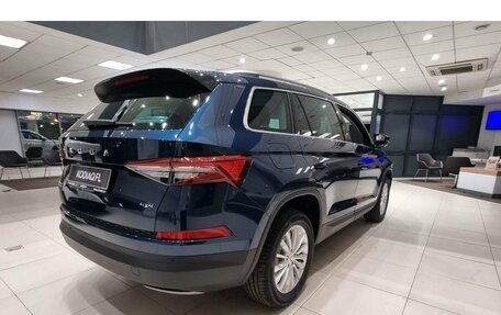 Skoda Kodiaq I, 2025 год, 4 900 000 рублей, 4 фотография