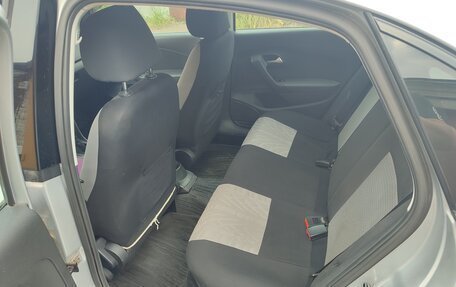 Volkswagen Polo VI (EU Market), 2012 год, 1 100 000 рублей, 16 фотография