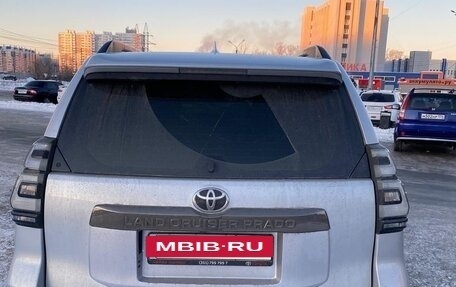Toyota Land Cruiser Prado 150 рестайлинг 2, 2021 год, 9 000 000 рублей, 3 фотография