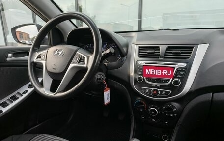 Hyundai Solaris II рестайлинг, 2011 год, 715 000 рублей, 10 фотография