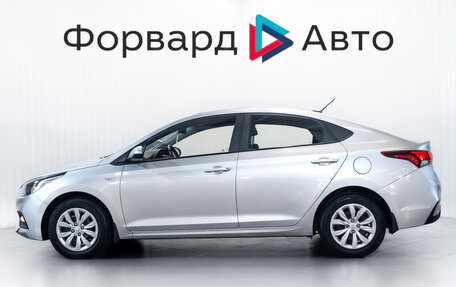 Hyundai Solaris II рестайлинг, 2017 год, 1 200 000 рублей, 4 фотография