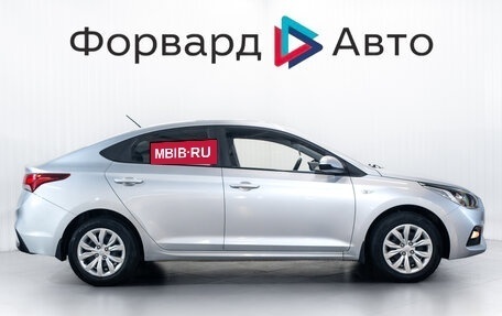 Hyundai Solaris II рестайлинг, 2017 год, 1 200 000 рублей, 8 фотография