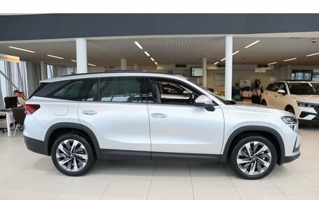 Skoda Kodiaq, 2025 год, 5 500 000 рублей, 7 фотография