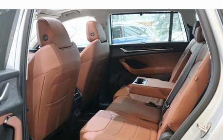 Skoda Kodiaq, 2025 год, 5 500 000 рублей, 15 фотография