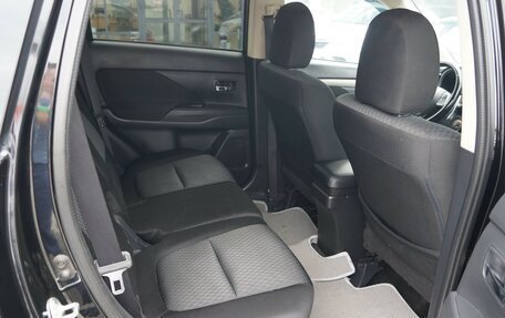 Mitsubishi Outlander III рестайлинг 3, 2014 год, 1 260 000 рублей, 8 фотография