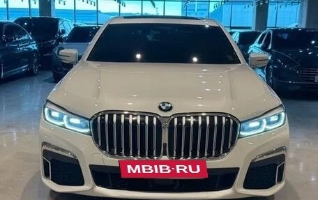 BMW 7 серия, 2022 год, 6 260 000 рублей, 3 фотография