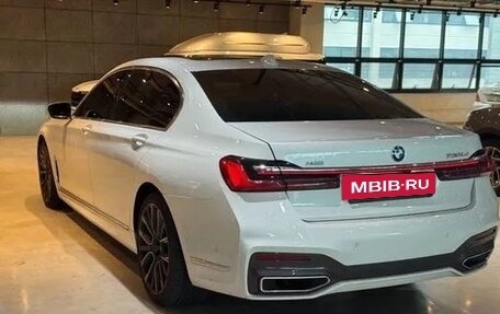 BMW 7 серия, 2022 год, 6 260 000 рублей, 5 фотография