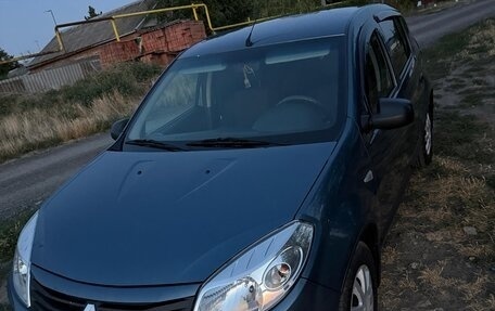 Renault Sandero I, 2011 год, 680 000 рублей, 2 фотография