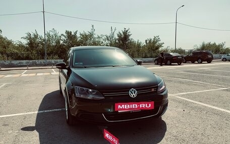 Volkswagen Jetta VI, 2011 год, 1 180 000 рублей, 3 фотография