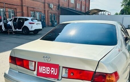 Toyota Camry, 2001 год, 425 000 рублей, 4 фотография