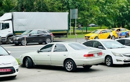 Toyota Camry, 2001 год, 425 000 рублей, 8 фотография