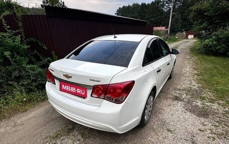 Chevrolet Cruze II, 2013 год, 780 000 рублей, 4 фотография