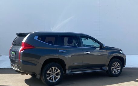 Mitsubishi Pajero Sport III рестайлинг, 2019 год, 2 175 000 рублей, 5 фотография