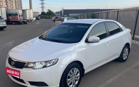 KIA Cerato III, 2012 год, 900 000 рублей, 1 фотография