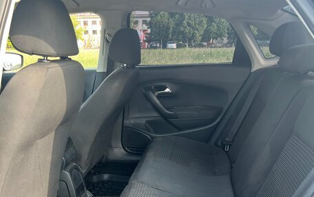Volkswagen Polo VI (EU Market), 2012 год, 600 000 рублей, 6 фотография