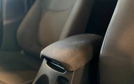Toyota Corolla, 2021 год, 1 915 000 рублей, 32 фотография