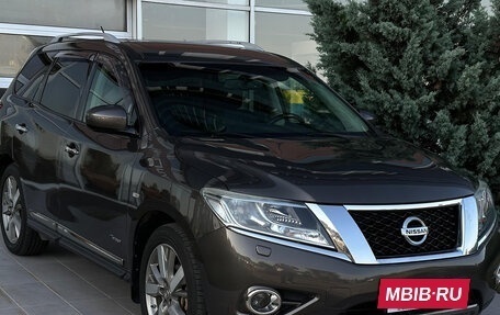 Nissan Pathfinder, 2015 год, 1 670 000 рублей, 4 фотография