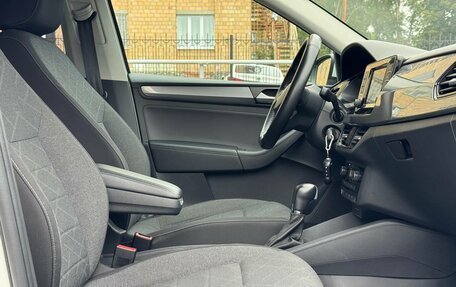 Volkswagen Polo VI (EU Market), 2021 год, 1 550 000 рублей, 18 фотография