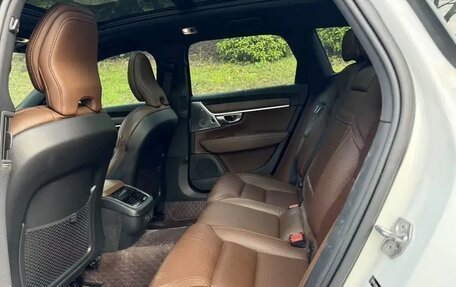 Volvo V90 Cross Country I рестайлинг, 2022 год, 3 730 000 рублей, 9 фотография
