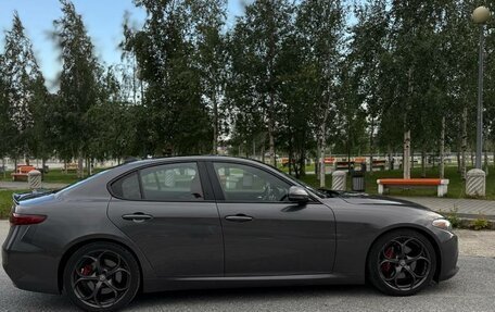 Alfa Romeo Giulia II, 2020 год, 2 800 000 рублей, 3 фотография