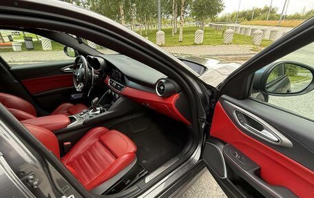 Alfa Romeo Giulia II, 2020 год, 2 800 000 рублей, 7 фотография