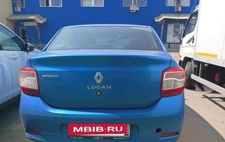 Renault Logan II, 2015 год, 400 000 рублей, 4 фотография