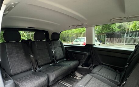 Mercedes-Benz Vito, 2018 год, 3 000 000 рублей, 12 фотография