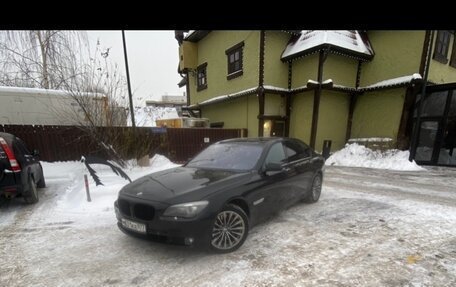 BMW 7 серия, 2011 год, 1 800 000 рублей, 2 фотография