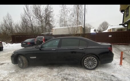 BMW 7 серия, 2011 год, 1 800 000 рублей, 5 фотография