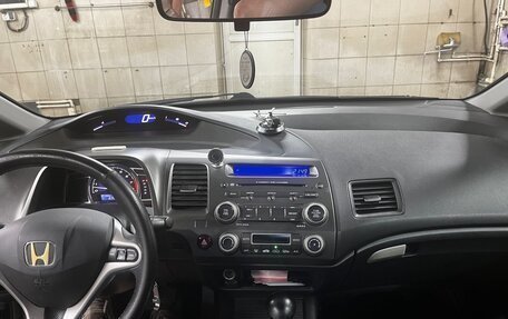 Honda Civic VIII, 2010 год, 750 000 рублей, 9 фотография
