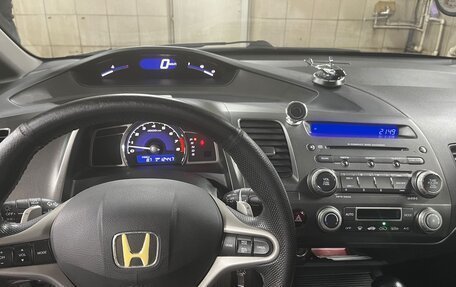 Honda Civic VIII, 2010 год, 750 000 рублей, 8 фотография