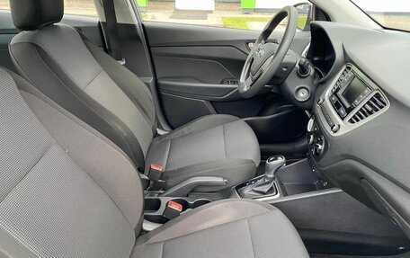 Hyundai Solaris II рестайлинг, 2019 год, 1 349 000 рублей, 9 фотография