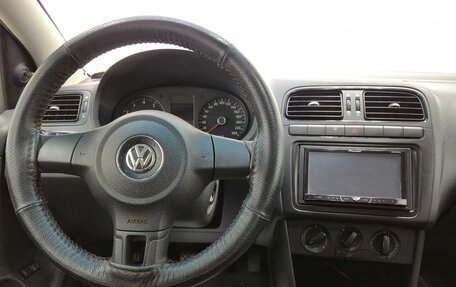 Volkswagen Polo VI (EU Market), 2011 год, 445 000 рублей, 12 фотография