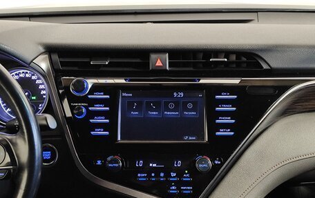 Toyota Camry, 2019 год, 2 759 000 рублей, 9 фотография