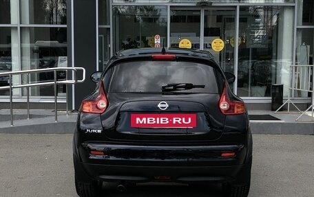 Nissan Juke II, 2011 год, 930 000 рублей, 6 фотография