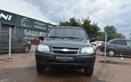 Chevrolet Niva I рестайлинг, 2017 год, 770 000 рублей, 3 фотография