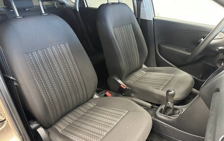 Volkswagen Polo VI (EU Market), 2016 год, 690 000 рублей, 25 фотография