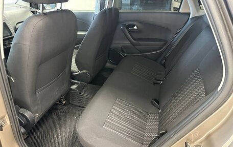 Volkswagen Polo VI (EU Market), 2016 год, 690 000 рублей, 23 фотография