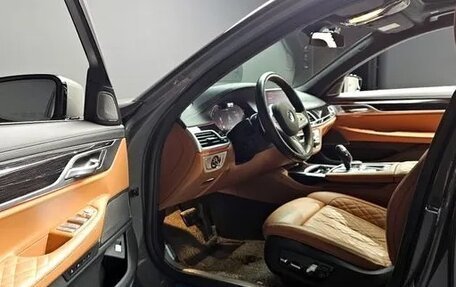 BMW 7 серия, 2021 год, 5 800 000 рублей, 5 фотография