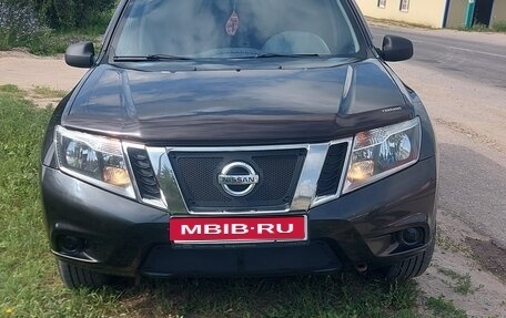 Nissan Terrano III, 2015 год, 1 070 000 рублей, 1 фотография