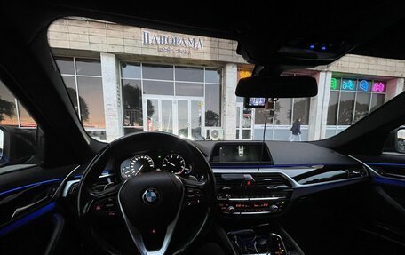 BMW 5 серия, 2018 год, 3 090 000 рублей, 11 фотография