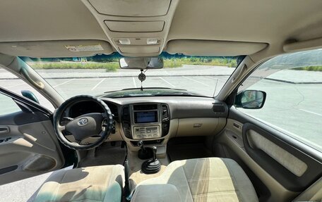 Toyota Land Cruiser 100 рестайлинг 2, 2007 год, 1 850 000 рублей, 9 фотография
