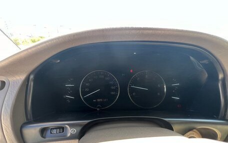 Toyota Land Cruiser 100 рестайлинг 2, 2007 год, 1 850 000 рублей, 14 фотография