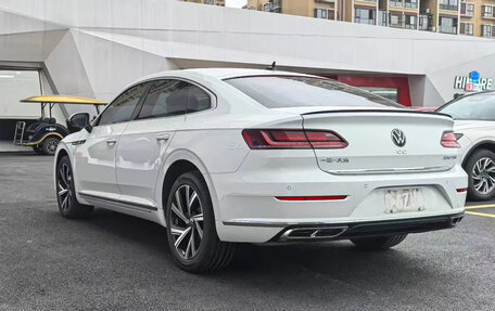 Volkswagen Passat CC, 2024 год, 3 430 000 рублей, 2 фотография